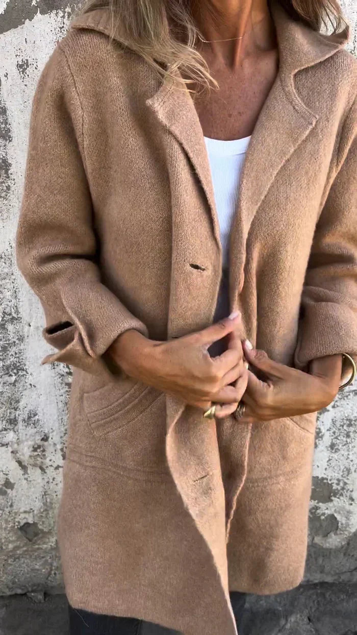 Aaliyah - Cozy Button Coat
