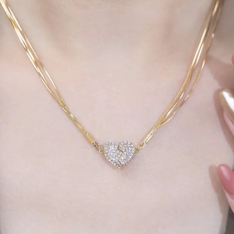 Ellie - Magnetic Heart Necklace