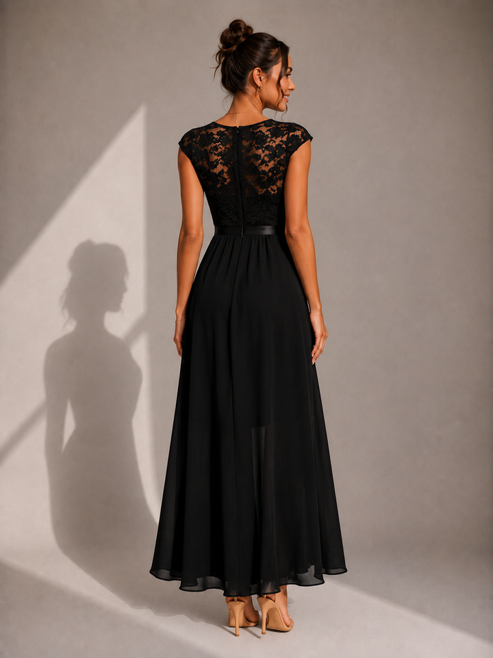 Justyna  | Elegant Maxi Dress