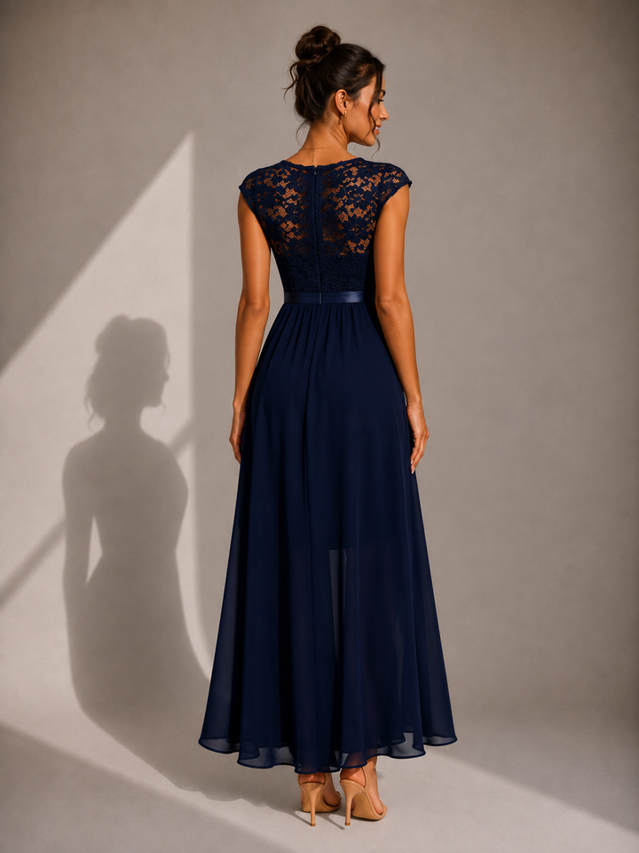 Justyna  | Elegant Maxi Dress