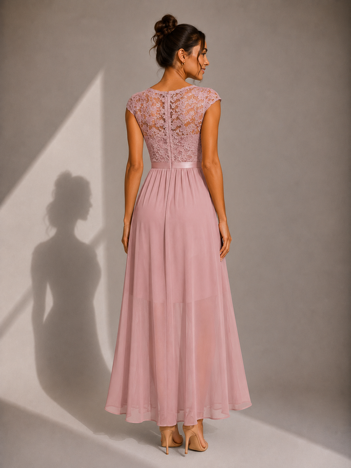 Justyna  | Elegant Maxi Dress