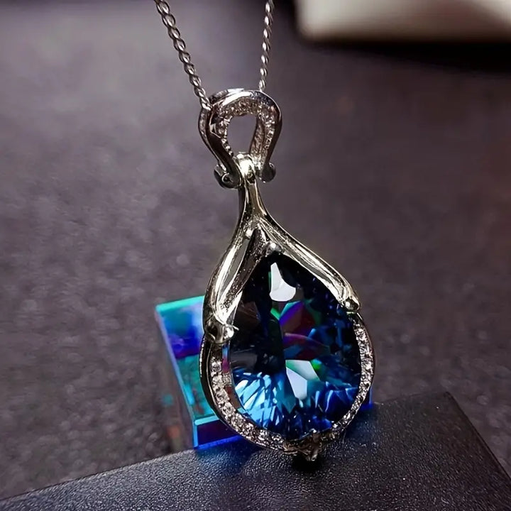 Alindra - Midnight Teardrop Necklace
