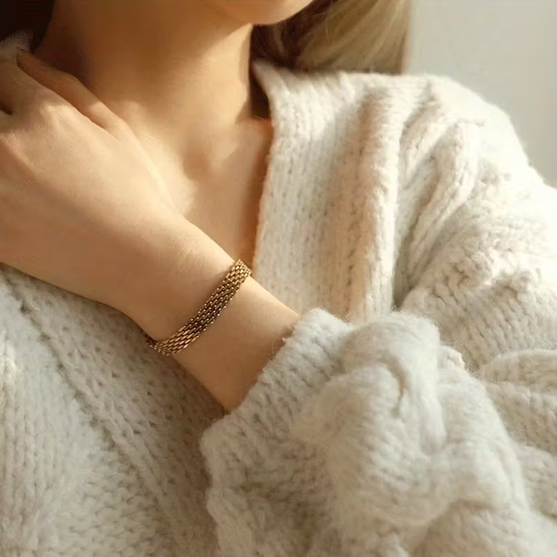 Yera - Elegant Classy Bracelet